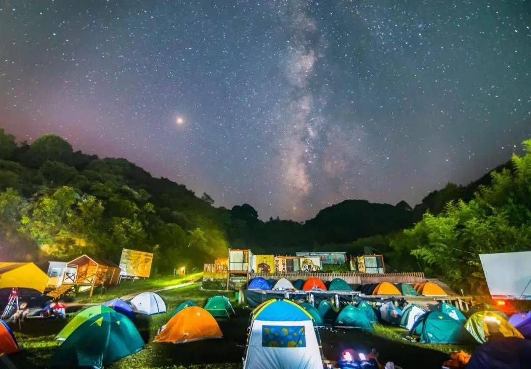 深圳大岭山森林公园露营之旅，星空下的自然体验