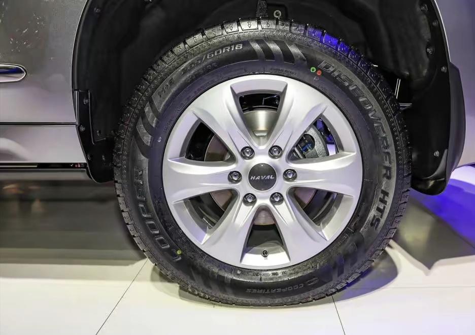 探究哈弗车型与轮胎配置，关于235/60 R18轮胎的探讨