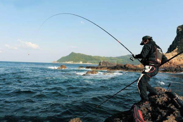 大力马鱼线适合海竿吗？——海钓线材选择的探讨